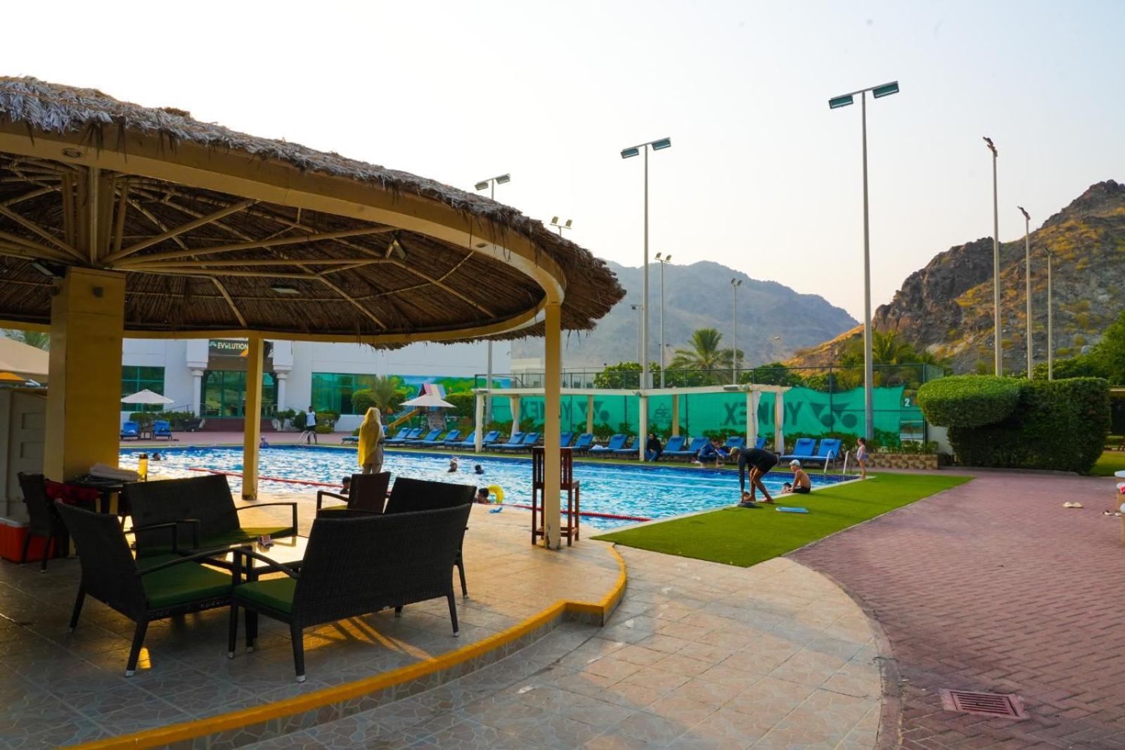 Boutique Hotel Fujairah Ngoại thất bức ảnh